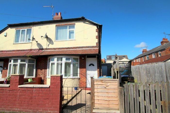 2 Bedroom Semi-Detached House To Rent In St. Martins Grove, Bridlington, East Yorkshire, YO16