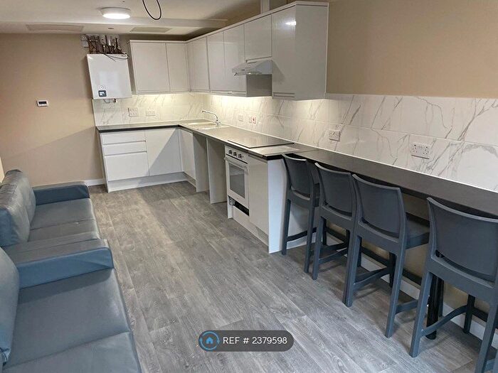 6 Bedroom Flat To Rent In Stokes Croft, Bristol, BS2