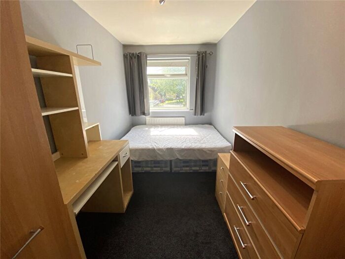 4 Bedroom Semi Detached House To Rent In Brook Road, Fallowfield, M14