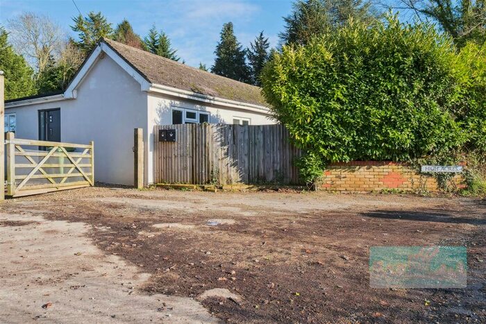 4 Bedroom Detached Bungalow To Rent In Otford Lane, Halstead, Sevenoaks, TN14