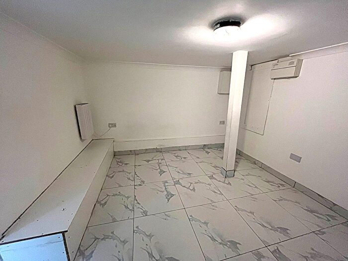 1 Bedroom Flat To Rent In Oxford Road, Reading, RG30