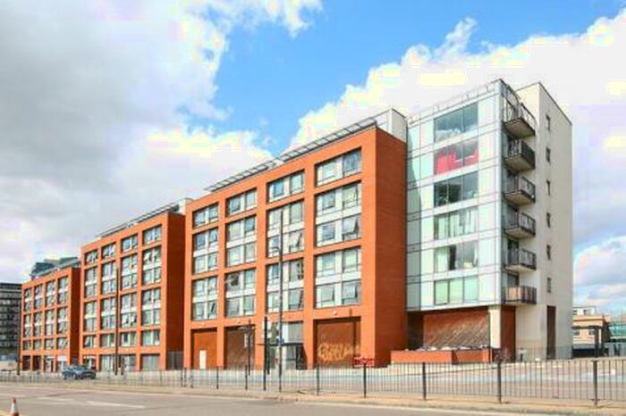 2 Bedroom Flat To Rent In The Lock Building, Bow Borders, Olympic Village, Stratford, London, E15