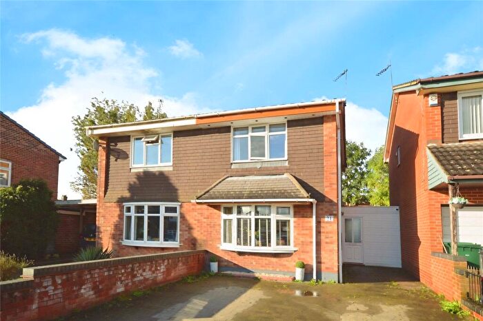 2 Bedroom Semi-Detached House For Sale In Stoneydale Close, Newhall, Swadlincote, Derbyshire, DE11