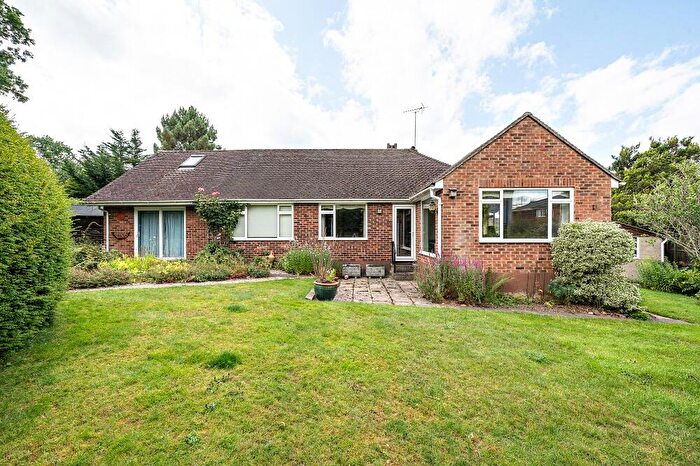 4 Bedroom Bungalow For Sale In Oaklands Drive, Wokingham, Berks, RG41