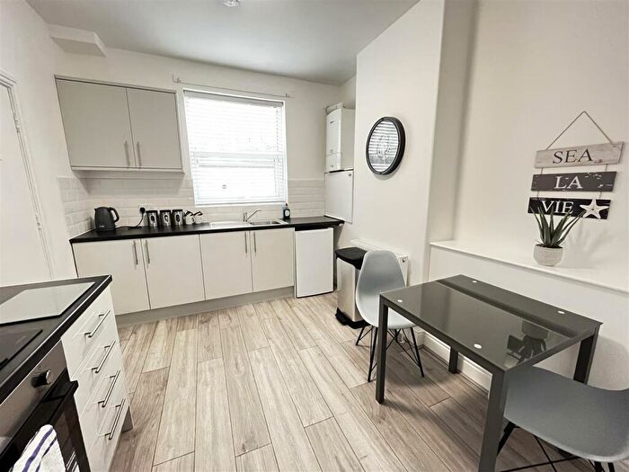 1 Bedroom House To Rent In Southside Street, Plymouth, PL1