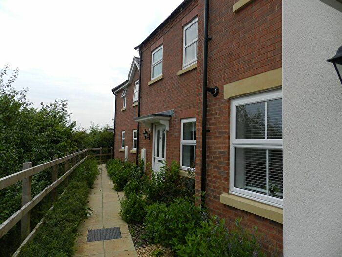 3 Bedroom House To Rent In Middlemore, NN11