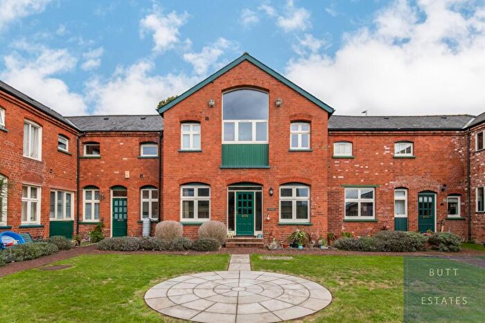 3 Bedroom Terraced House For Sale In Van Buren Place, Exeter, EX2