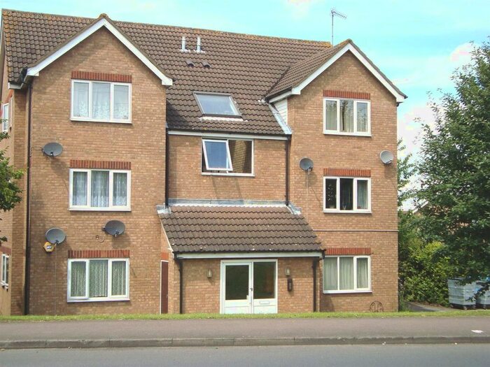 2 Bedroom Flat To Rent In Milton Walk, Houghton Regis, Dunstable LU5