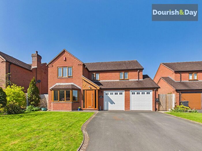 4 Bedroom Detached House For Sale In Manor Close, Hinstock, TF9