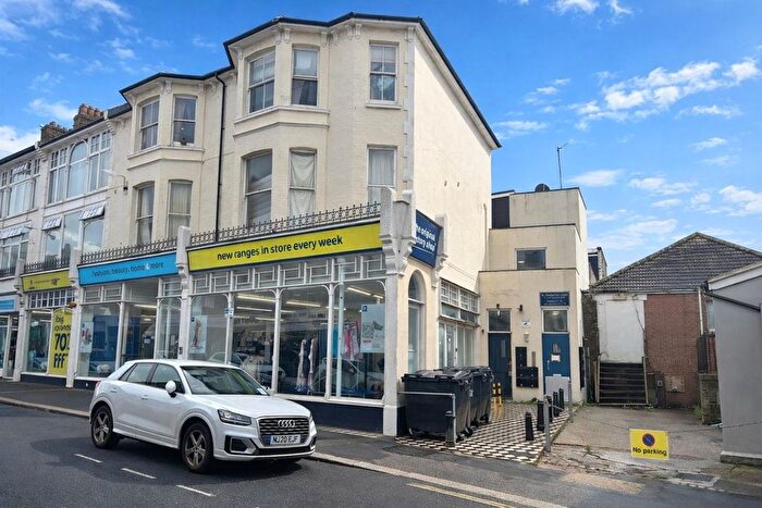2 Bedroom Flat For Sale In - St Leonards Road, Bexhill On Sea, TN40