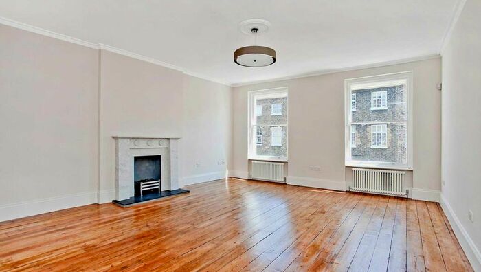2 Bedroom Flat To Rent In Harley Street, Marylebone, W1G