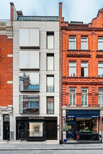 3 Bedroom Flat To Rent In Maddox Street, London, W1S