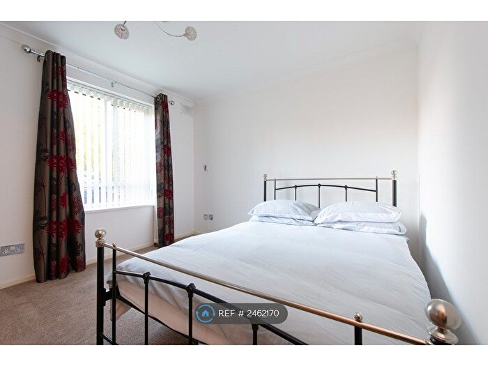 1 Bedroom Flat To Rent In Bradwell Court, Hutton, Brentwood, CM13