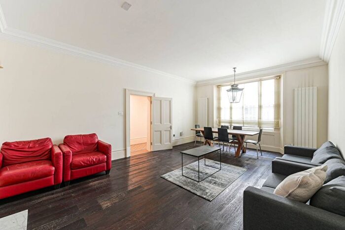 3 Bedroom Flat For Sale In Queens Gate Terrace, South Kensington, London, SW7