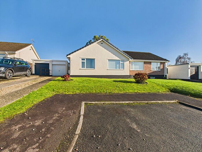 3 Bedroom Semi-Detached Bungalow For Sale In Temblett Green, Bridgwater, TA6