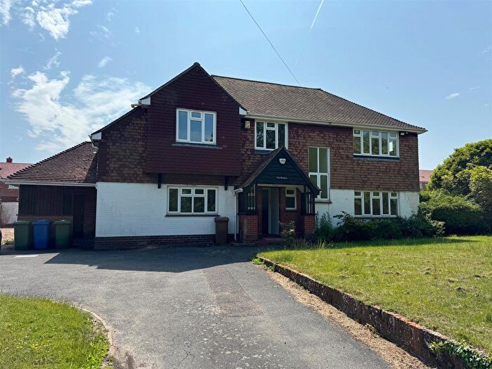 4 Bedroom Detached House To Rent In Station Road, Teynham, Sittingbourne, ME9