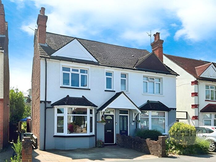 6 Bedroom Semi-Detached House To Rent In Weston Road, Guildford, Surrey, GU2