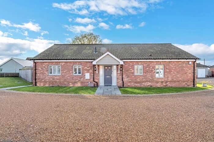 3 Bedroom Detached Bungalow For Sale In Buttenhaugh Green, Elmswell, IP30