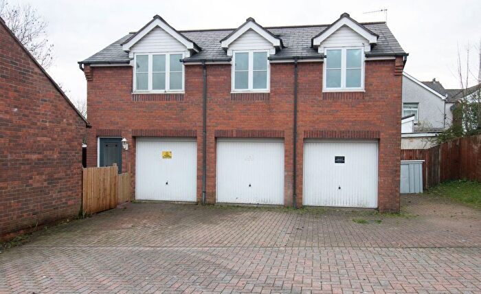 2 Bedroom Property To Rent In Cwrt Pantycelyn, Pontllanfraith, NP12