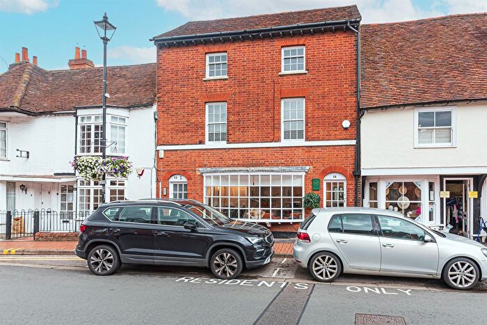 1 Bedroom Flat To Rent In Rose Street, Wokingham, RG40