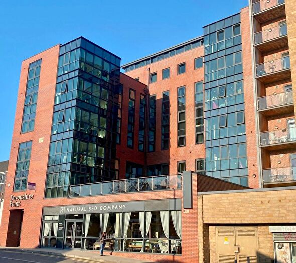 4 Bedroom Apartment To Rent In Apt Devonshire Point, S1