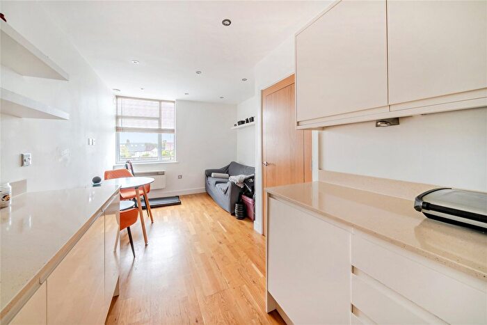1 Bedroom Flat For Sale In High Street, Beckenham, BR3