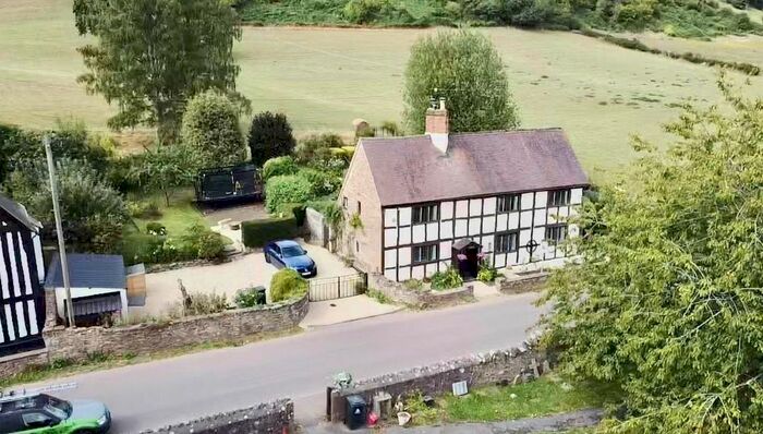 5 Bedroom Detached House For Sale In Church Road, Longhope, GL17