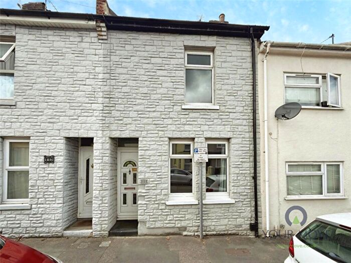3 Bedroom Terraced House For Sale In Shakespeare Road, Gillingham, Kent, ME7