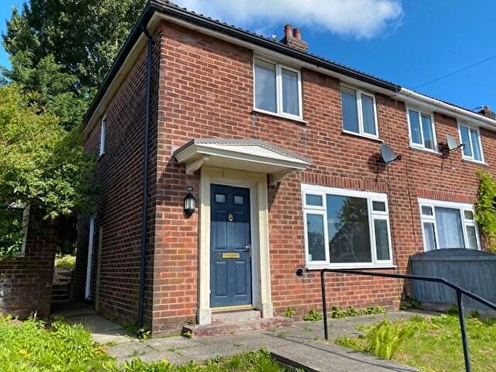 2 Bedroom End Of Terrace House For Sale In Gargrave Avenue, Bolton, Greater Manchester, BL1