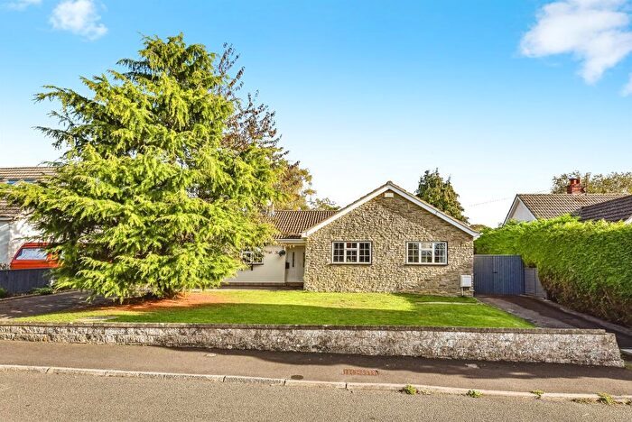 4 Bedroom Detached Bungalow For Sale In Styles Avenue, Frome, BA11