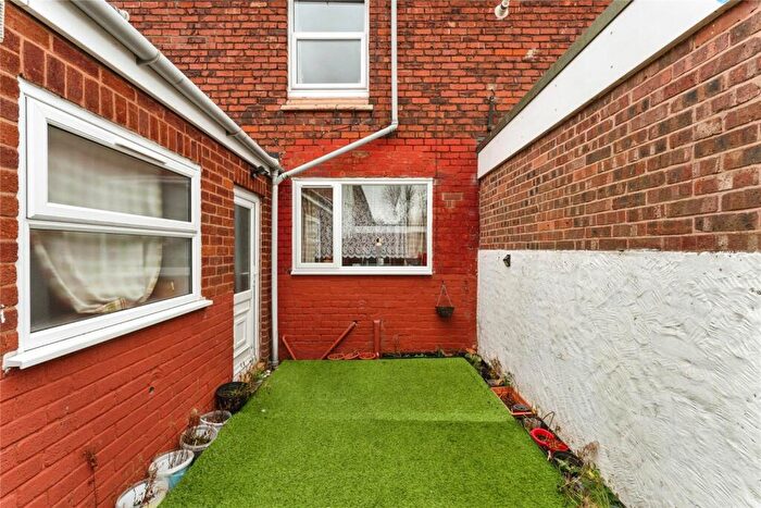 3 Bedroom Terraced House For Sale In Salisbury Street, Flint, Flintshire, CH6