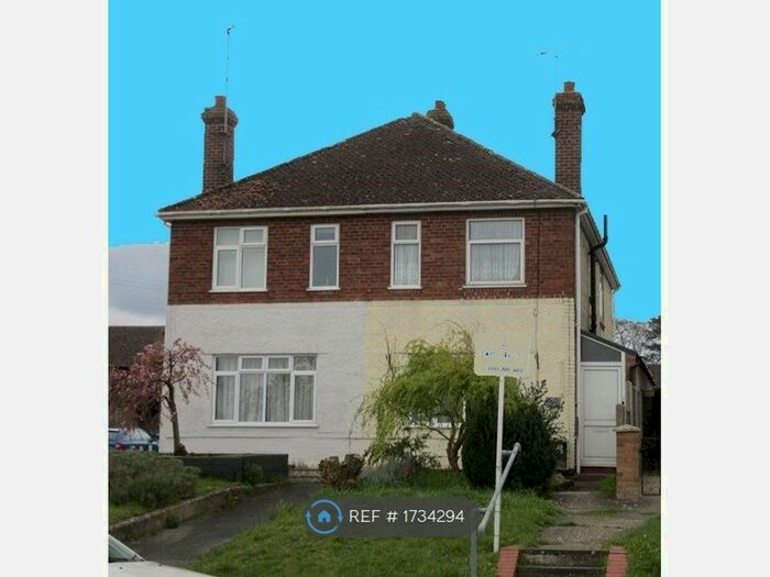 3 Bedroom Semi-Detached House To Rent In New Cheveley Road, Newmarket, CB8