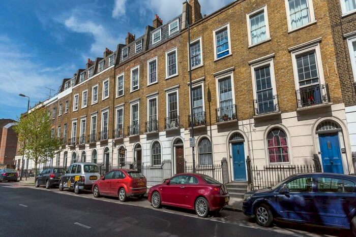 1 Bedroom Flat To Rent In Swinton Street, London, WC1X