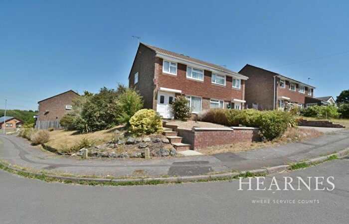 3 Bedroom Semi-Detached House For Sale In Kestrel Close, Ferndown, BH22