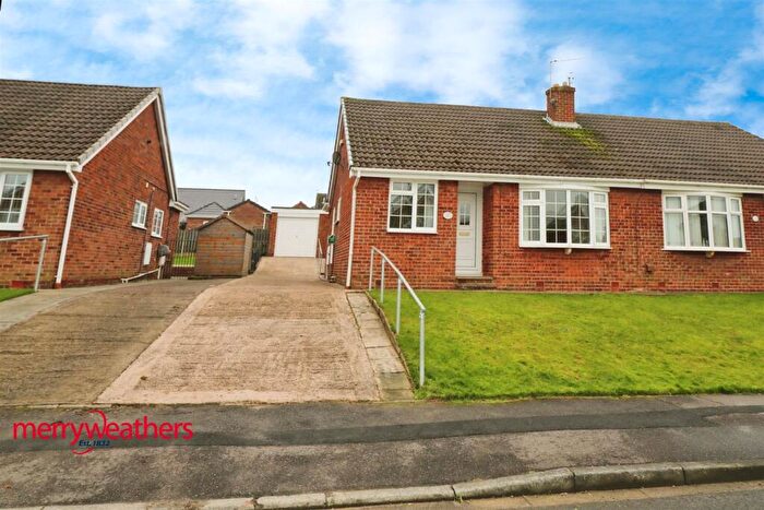 2 Bedroom Semi-Detached Bungalow To Rent In Autumn Drive, Maltby, S66