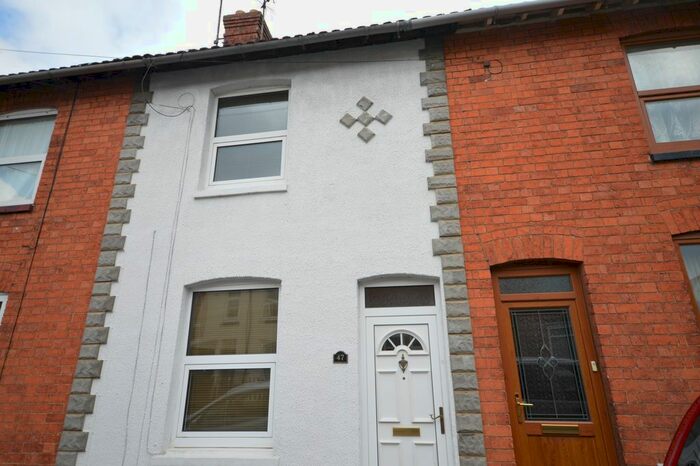 2 Bedroom Terraced House To Rent In Roberts Street, Rushden, NN10
