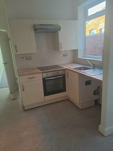 1 Bedroom Flat To Rent In Walthall Street, Crewe, CW2