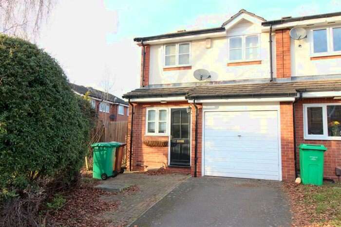 2 Bedroom Semi-Detached House To Rent In Heron Drive, Nottingham, NG7