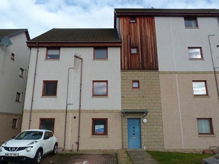 2 Bedroom Flat To Rent In Moravia Apartments, Elgin, IV30