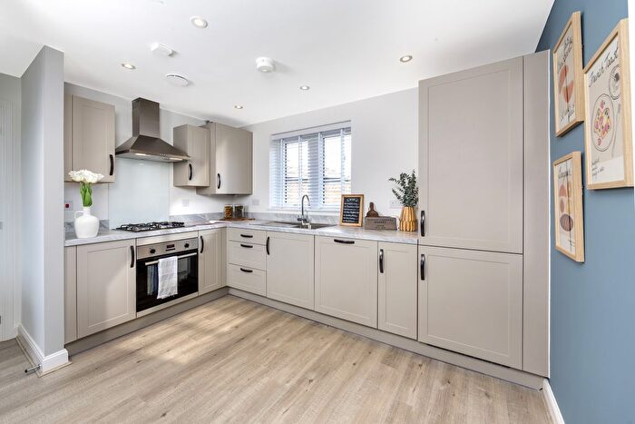 2 Bedroom Flat For Sale In "Tewkesbury" At New Haine Road, Ramsgate, CT12