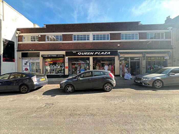 1 Bedroom Flat To Rent In Queen Street, Gravesend, DA12