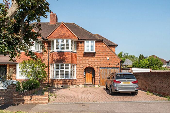 4 Bedroom Semi Detached House For Sale In Carlisle Road, Cheam, Sutton, SM1