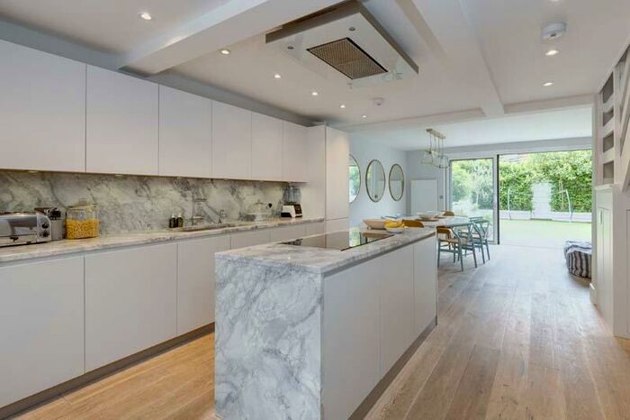 4 Bedroom Town House To Rent In Elliott Square, London, NW3