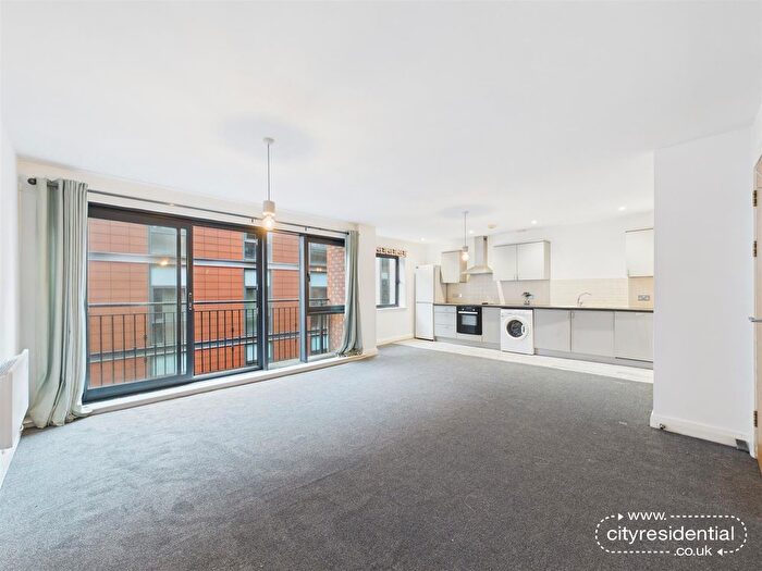 2 Bedroom Flat For Sale In Central Gardens, Liverpool, L1