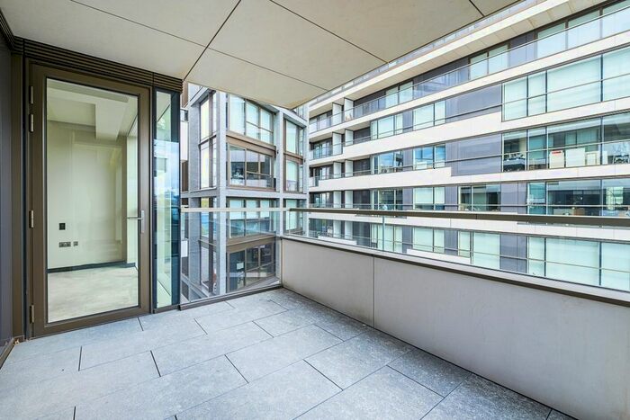 2 Bedroom Flat To Rent In Earls Way, London, SE1