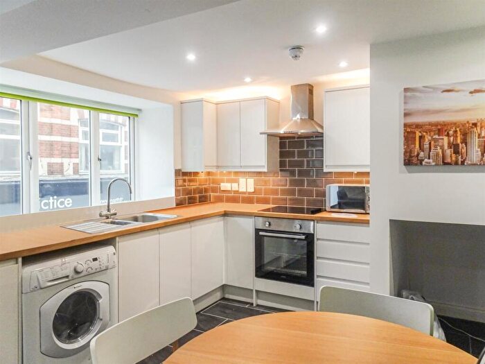 1 Bedroom Flat To Rent In , Montagu Street, Kettering, NN16