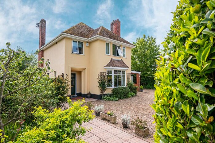 4 Bedroom Detached House For Sale In Cromwell Road, Cromer, NR27