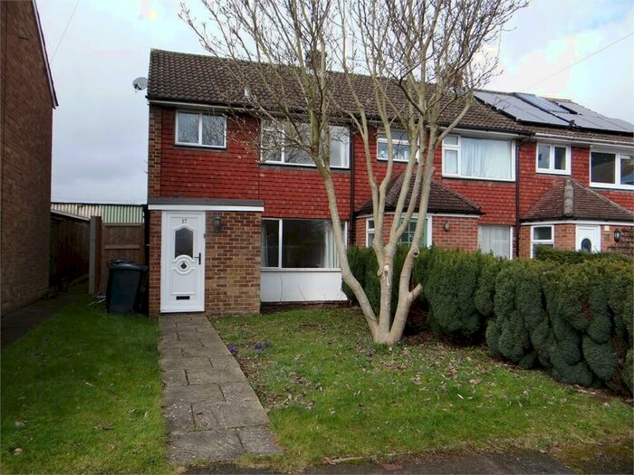 3 Bedroom End Of Terrace House To Rent In Meadow Drive, Amersham, HP6