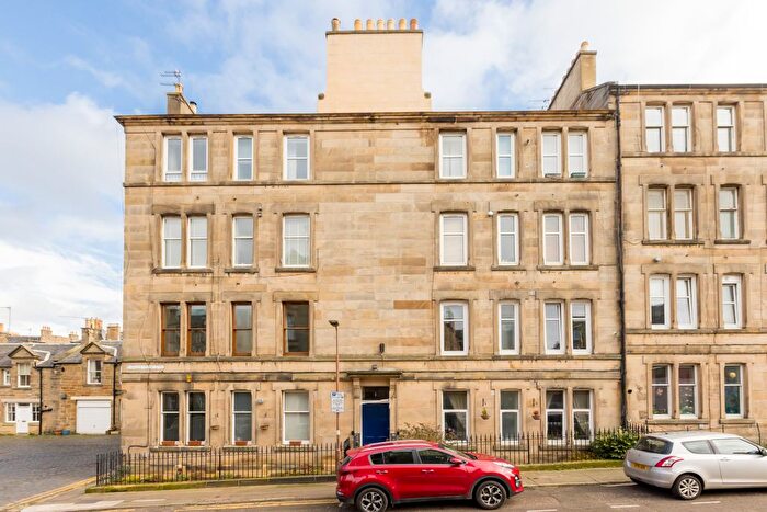 1 Bedroom Flat For Sale In Comely Bank Row, Edinburgh, EH4