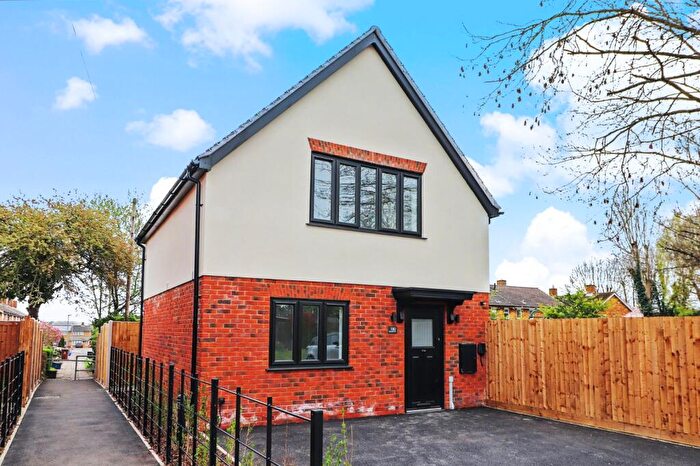 2 Bedroom Detached House For Sale In Shephall Green, Stevenage, Hertfordshire, SG2